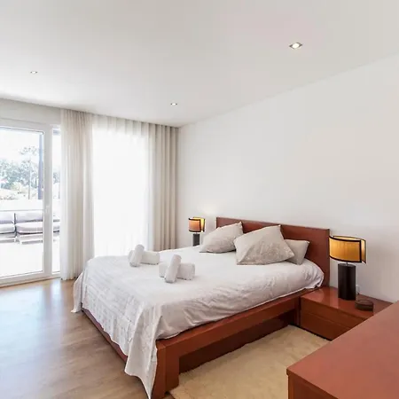 Вилла Aroeira Sleeps 10 Pool Wifi Aroeira (Setubal)